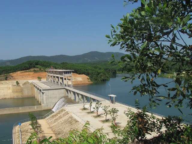 Dự án thủy lợi Rào Trổ cấp nước cho Khu kinh tế Vũng Áng với vốn đầu tư lên tới gần 4,500 tỷ đồng
