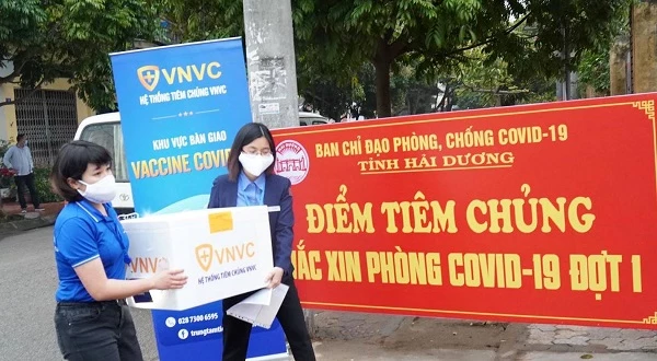 Vaccine được chuyển tới Hải Dương.