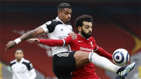 CĐV Liverpool muốn bán Salah sau pha kiến tạo cho đối phương sút tung lưới Alisson