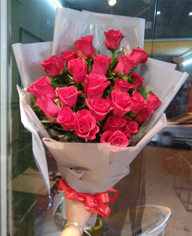 Cùng mua quà tặng 8/3 nhưng mẹ chồng chỉ đăng ảnh khoe và khen một mình con gái ruột, phản ứng bình tĩnh và "câu tuyên bố" của nàng dâu đến chồng cũng phải kinh ngạc! - Ảnh 2. Cùng mua quà tặng 8/3 nhưng mẹ chồng chỉ đăng ảnh khoe và khen một mình con gái ruột, phản ứng bình tĩnh và "câu tuyên bố" của nàng dâu đến chồng cũng phải kinh ngạc! - Ảnh 2.