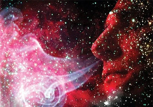 Không gian trong vũ trụ có mùi như thế nào?
