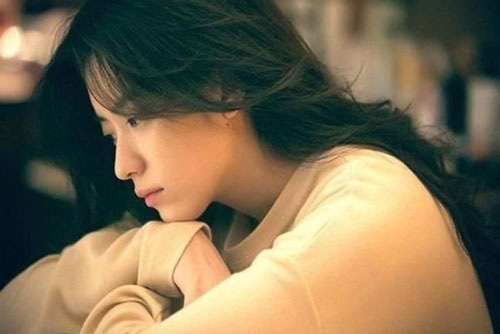 3 thời điểm phụ nữ yếu đuối, mong manh nhất, cần có đàn ông ở bên cạnh để an ủi, động viên