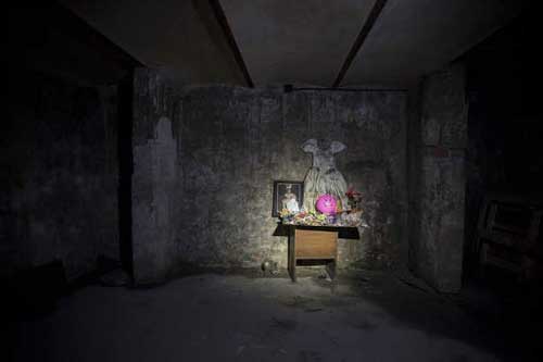 Giải mã lời nguyền bí ẩn về khách sạn ma ám bỏ hoang hơn 50 năm giữa lòng phố cổ