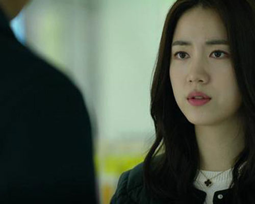 Sau hơn 4 năm ly hôn, chồng cũ quay về khiến mẹ con tôi khốn khổ