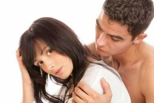 Các bà vợ hay giấu giếm chồng điều gì nhất?