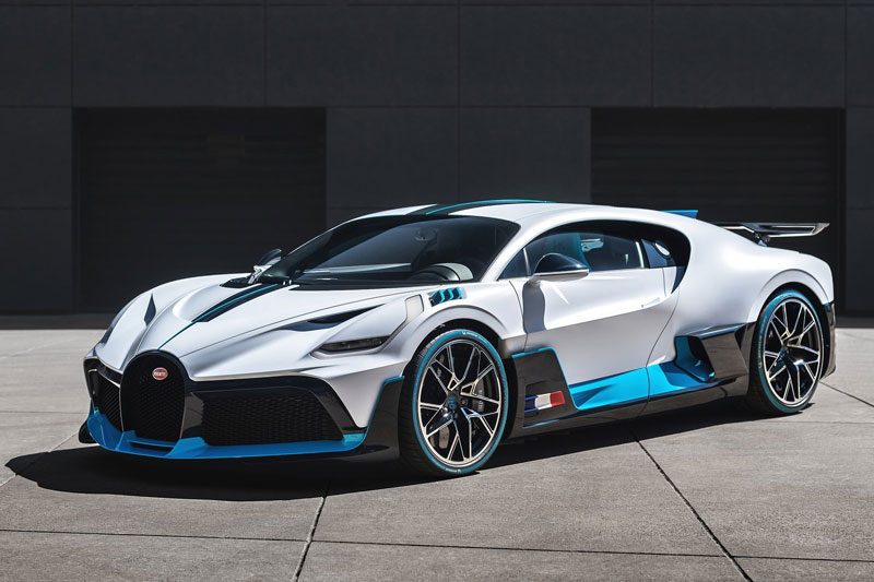 6. Bugatti Divo (giá: 5,8 triệu USD).