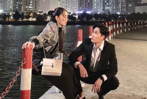 Trí - Ngọc 'Hướng dương ngược nắng' được khán giả dự đoán sẽ yêu nhau, nam diễn viên vội lên tiếng: 'Ơ! Anh em ruột... thịt mà'