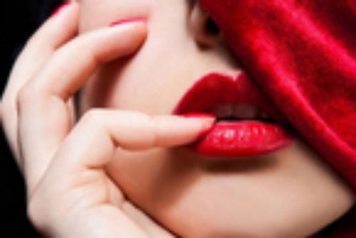 Điểm qua 4 cách làm đẹp môi tự nhiên không phải ai cũng biết