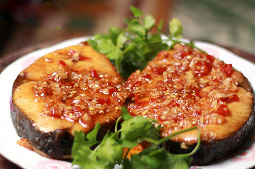 Cách làm cá thu rim tỏi ớt cực hấp dẫn