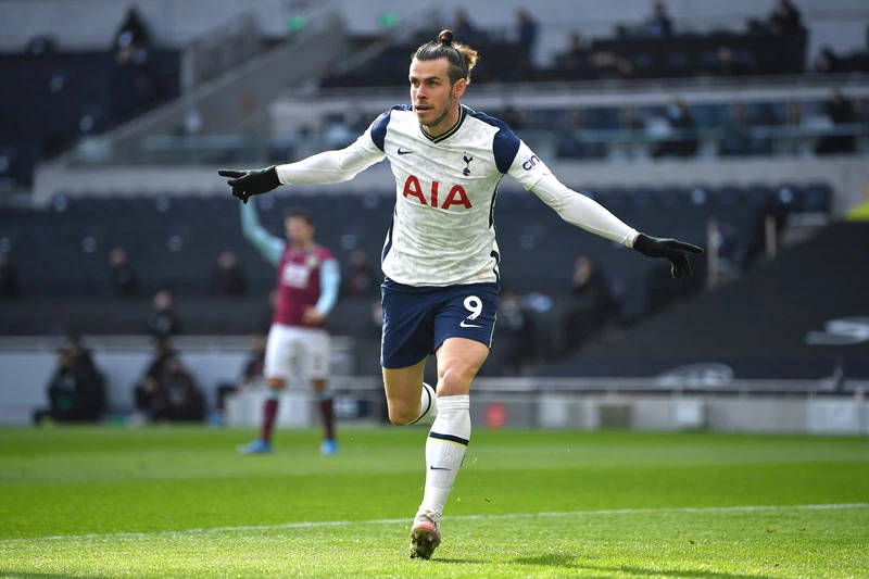 Tiền đạo: Gareth Bale (Tottenham).