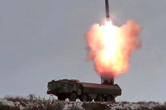 Nga xua đuổi tàu khu trục Donald Cook của Mỹ tiến vào Biển Đen bằng cách chĩa thẳng tên lửa vào nó