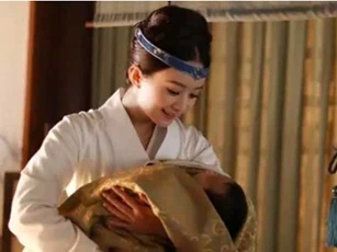 Thời Trung Hoa cổ đại rất phổ biến hôn nhân cận huyết giữa anh chị em họ, chẳng lẽ họ không sợ sinh con bị dị tật hay sao?