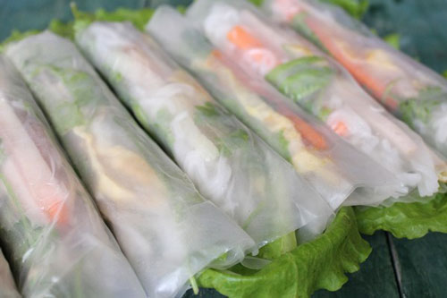Cách làm bún cuốn thơm ngon đổi món cho bữa sáng