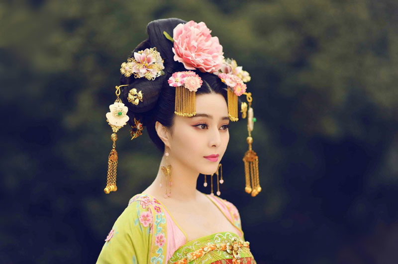 Dương Quý Phi thực sự có phải là "mối họa hồng nhan" mà người đời bàn luận?