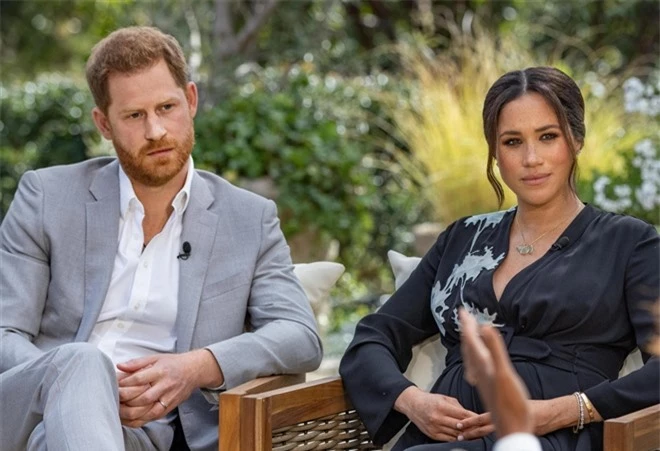 Cư dân mạng phản ứng kịch liệt trước cuộc phỏng vấn Meghan - Harry: Người bênh vực, kẻ chỉ trích vì nghi ngờ tạo drama - Ảnh 2.