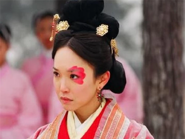 Xấu xí, tàn bạo và hoang dâm, đây là Hoàng hậu độc nhất vô nhị trong lịch sử Trung Quốc