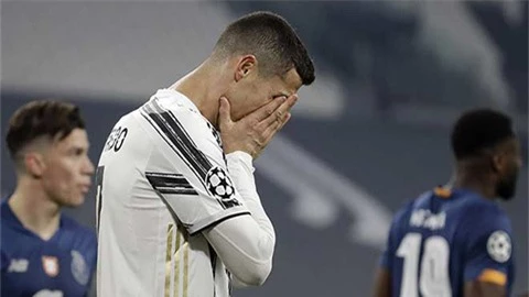 Ronaldo hết thời cùng Juventus cổ lỗ sỹ