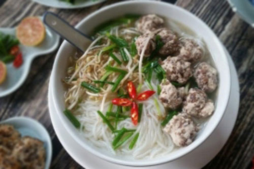 Bún là món ăn khoái khẩu nhưng 5 nhóm người sau chớ dại động đũa