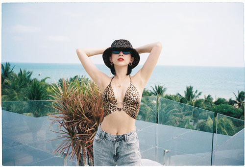 Tóc Tiên 'lột xác' ngoạn mục thành vợ đảm