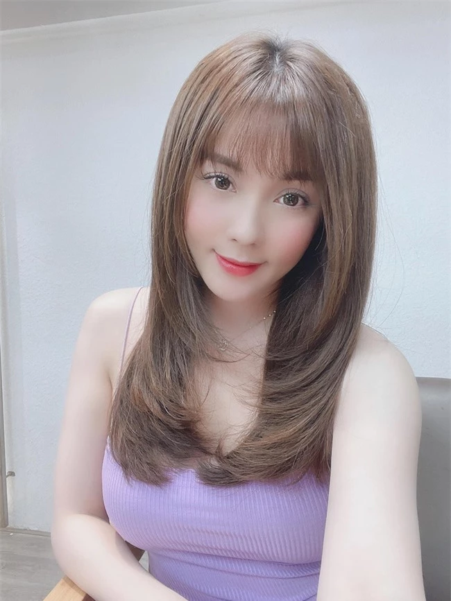 Nữ giảng viên Âu Hà My khoe ảnh diện mạo mới cực xinh xắn, diện áo sexy vô cùng và úp mở tiết lộ chuyện: "Thuộc về một người" - Ảnh 3.