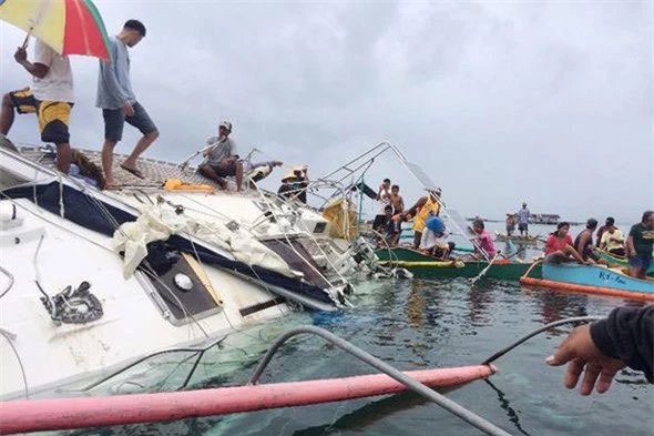 Tìm thấy 'tàu ma' trôi dạt trên biển suốt 7 năm