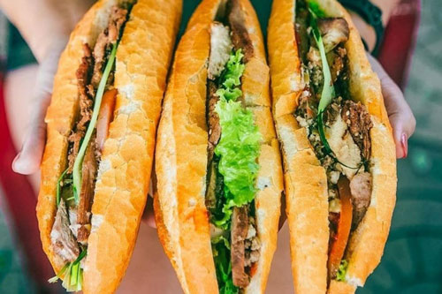 Người cần hạn chế ăn bánh mì ngay hôm nay