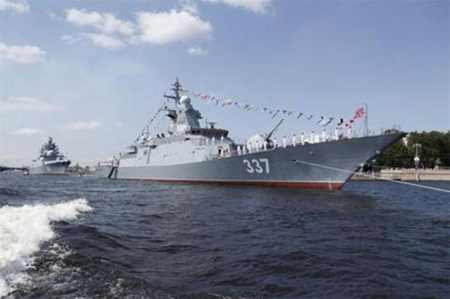 Chiến hạm Nga tạo nên vùng tấn công hàng ngàn km