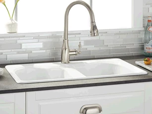 Tuyệt chiêu làm sạch dụng cụ nhà bếp chẳng hề tốn kém