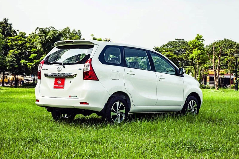 =3. Toyota Avanza (doanh số: 2 chiếc).