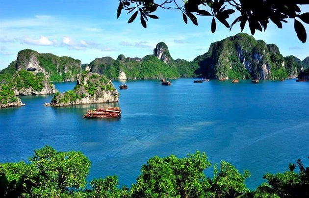 Hạ Long- Quảng Ninh luôn là điểm thu hút khách du lịch