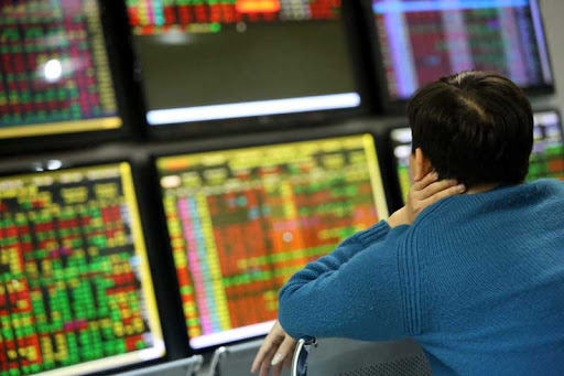 Thị trường chứng khoán ngày 12/3: Sàn HOSE nghẽn lệnh kéo dài, điều hiếm có trên thế giới