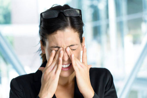 Các căn bệnh ẩn sau những dấu hiệu bất thường của mắt nhưng ít người biết