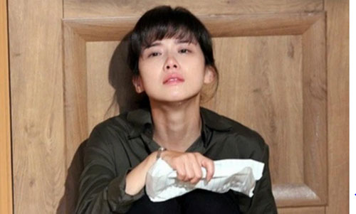 Quyết ly hôn sau 6 tháng cưới vì lấy phải chồng ích kỷ, chi ly từng đồng với chính bố mẹ đẻ, không dám để vợ cầm tiền vì "chưa đủ tin"