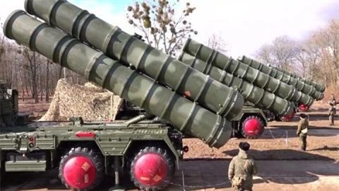 Bao Nga: An Do lo Trung Quoc hieuro ve S-400 