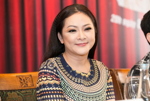 Nhan sắc mặn mà, rạng ngời của nữ danh ca Như Quỳnh ở tuổi 51