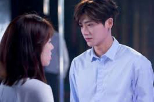 "Bó tay" với cô bạn gái tham công tiếc việc đến về ra mắt nhà người yêu cũng phải tranh thủ buổi tối