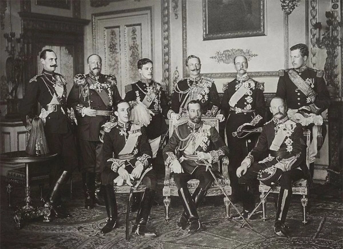 Bức ảnh 9 vị vua châu Âu được chụp lần đầu tiên và lần duy nhất ngày 20/5/1910.