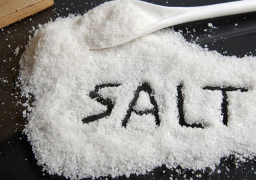 Một nắm muối gây ra 9 loại bệnh và 5 cách ăn muối tốt cho sức khỏe