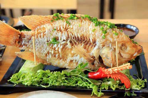 Rán cá cứ cho thêm thứ này, không lo dính chảo lại vàng giòn, hấp dẫn