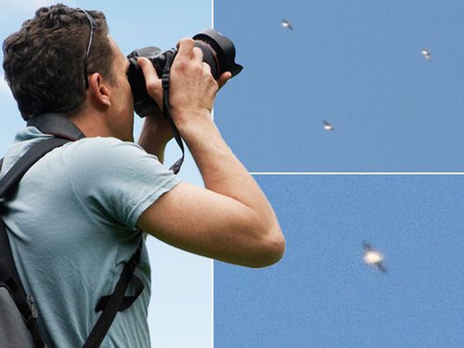 Chộp được khoảnh khắc “phi đội UFO” lượn lờ trên bầu trời Tây Ban Nha