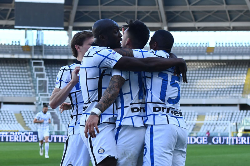 Kết quả Torino 1-2 Inter: Song sát Lukaku & Lautaro cùng nổ súng xây chắc ngôi đầu cho Inter