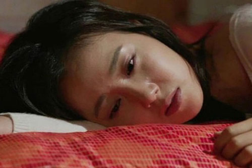 3 lý do dù biết đàn ông tệ bạc nhưng đàn bà vẫn ''cố đấm ăn xôi'' không chịu buông tay