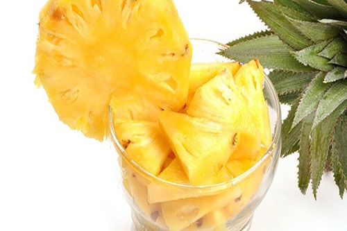 Dứa rất bổ dưỡng, nhưng không nên ăn kiểu này kẻo hối không kịp