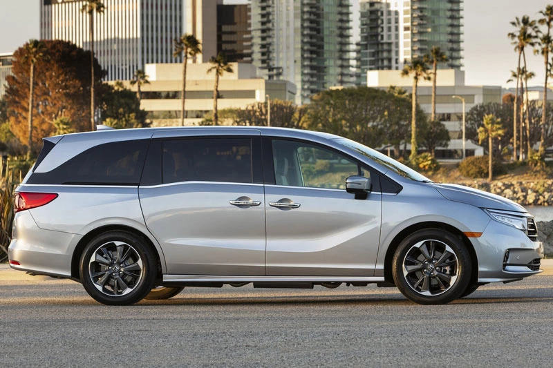 Minivan tốt nhất cho gia đình: Honda Odyssey 2021.