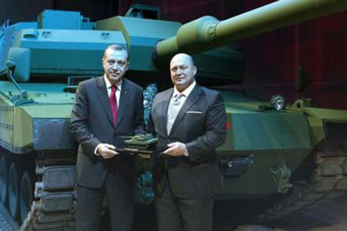 Altay thoát kìm kẹp của Mỹ khi tìm được cứu tinh