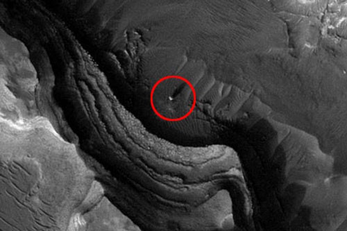 Người ngoài hành tinh đã xây tháp trên sao Hỏa