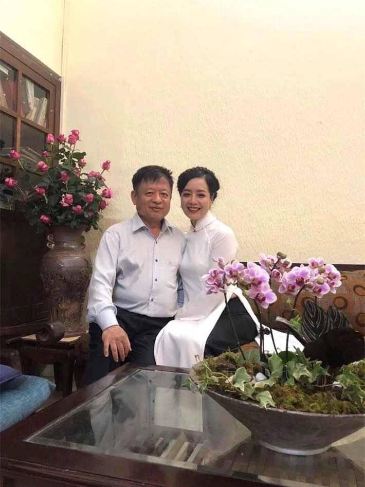 NSƯT Chiều Xuân tiết lộ ảnh cưới cách đây 34 năm, nhìn nhan sắc ngày ấy - bây giờ của nữ diễn viên mới bất ngờ - Ảnh 6.