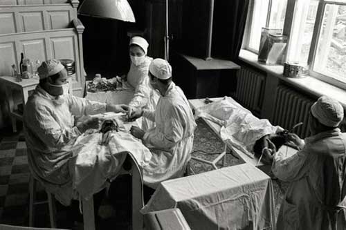 Cuộc chạy đua kỹ thuật giải phẫu giữa Mỹ và Liên Xô