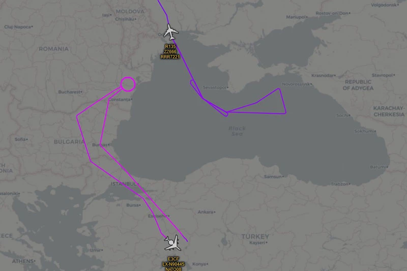 Hai chuyến bay đặc biệt của NATO đã cố gắng khiêu khích các máy bay S-400 của Nga ở Crimea.