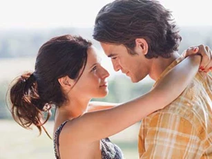 14 dấu hiệu chứng tỏ chàng muốn tính chuyện lâu dài với bạn